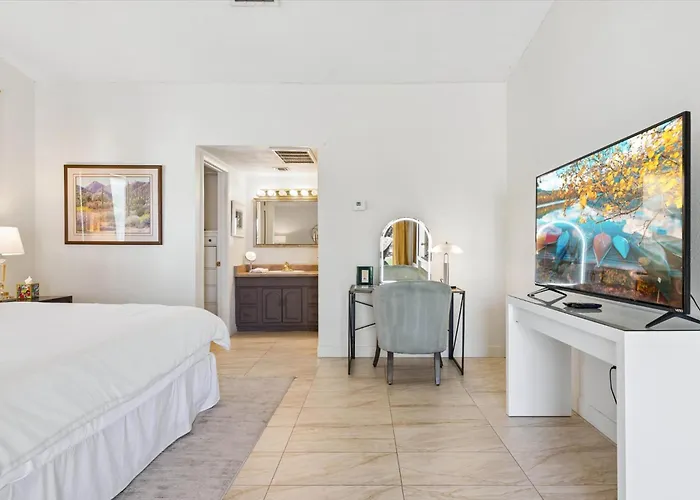 Cactus Breeze Retreat With Pool Hot Tub And 2 Scottsdale