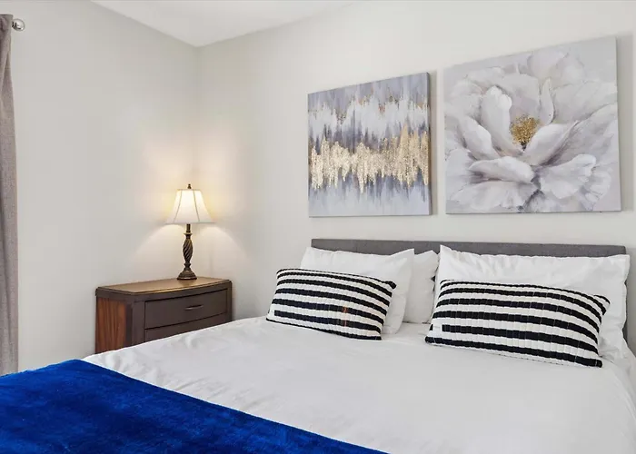Cactus Breeze Retreat With Pool Hot Tub And 2 Holiday home Scottsdale