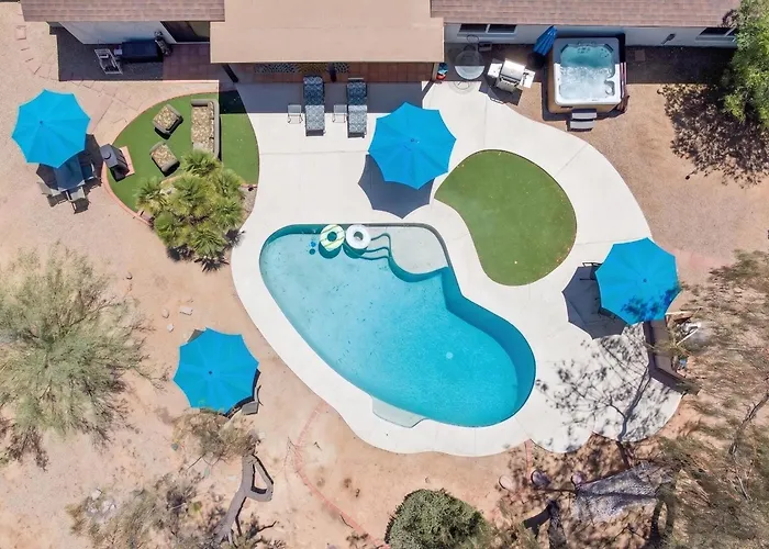 Cactus Breeze Retreat With Pool Hot Tub And 2 Holiday home