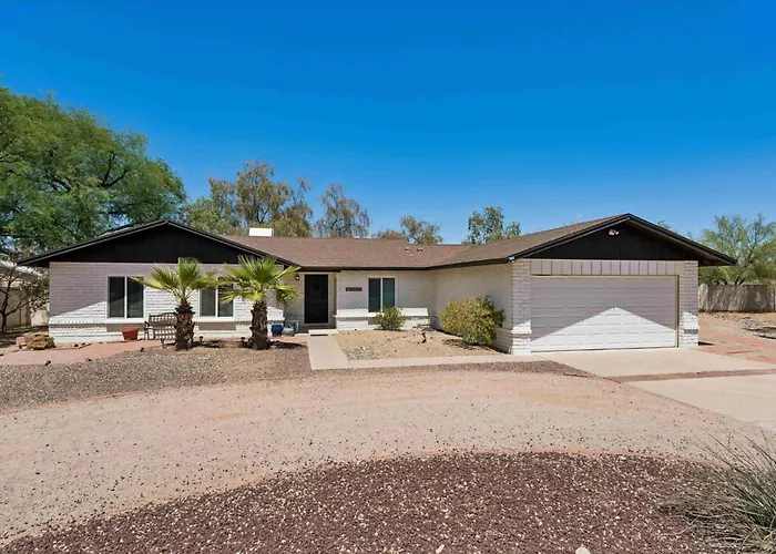 Cactus Breeze Retreat With Pool Hot Tub And 2 Scottsdale